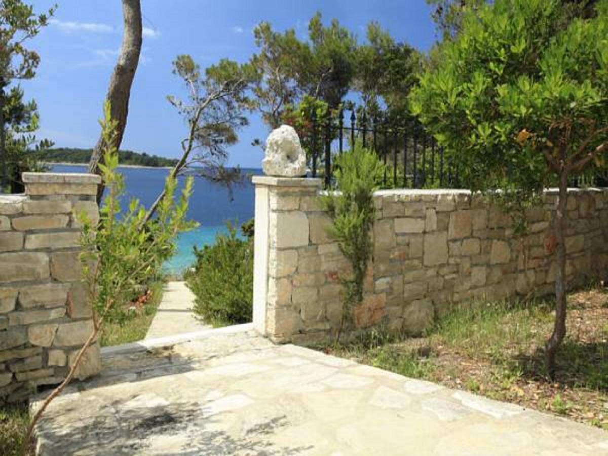 Villa Nova Vela Luka Exterior photo