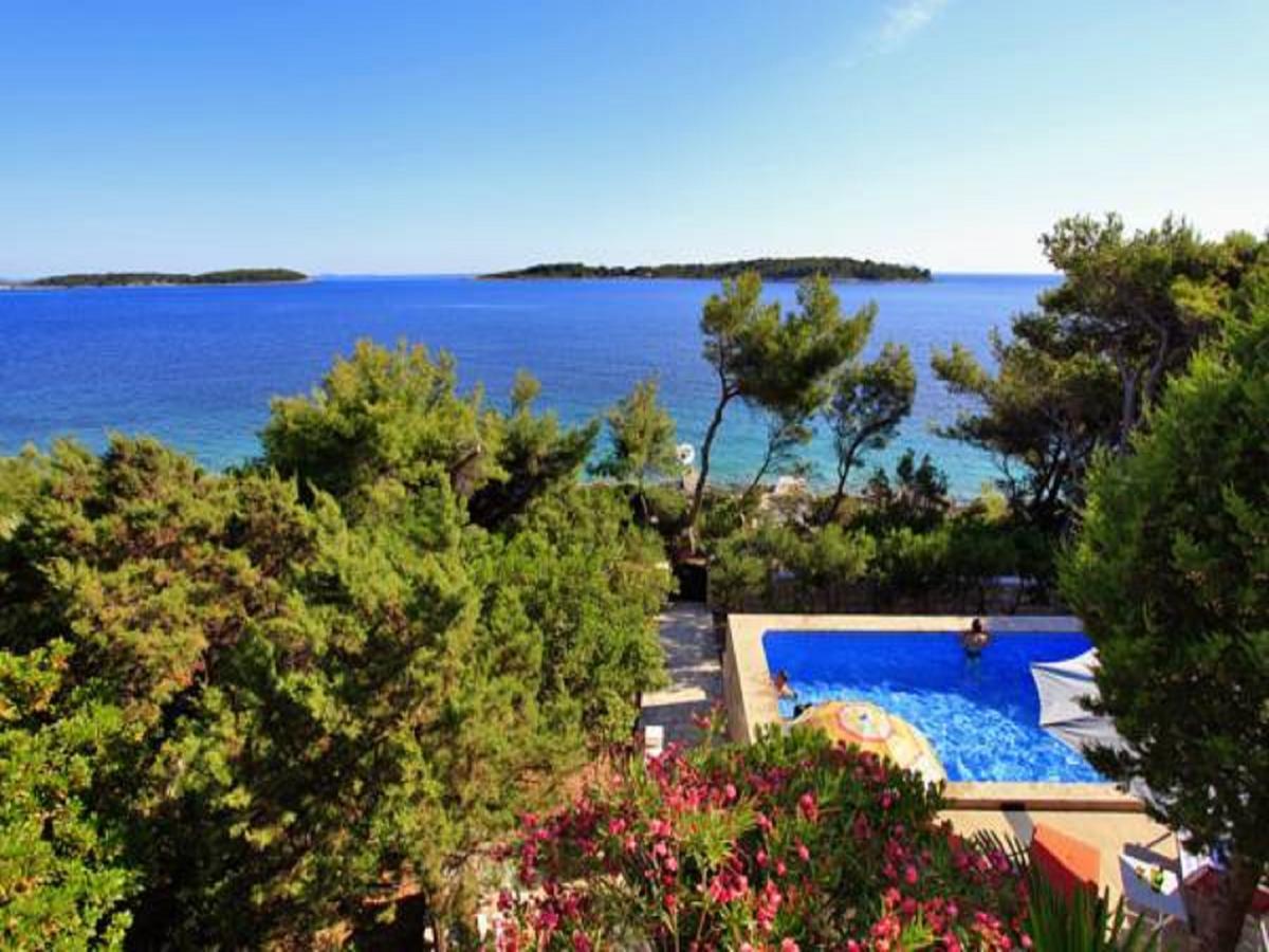 Villa Nova Vela Luka Exterior photo