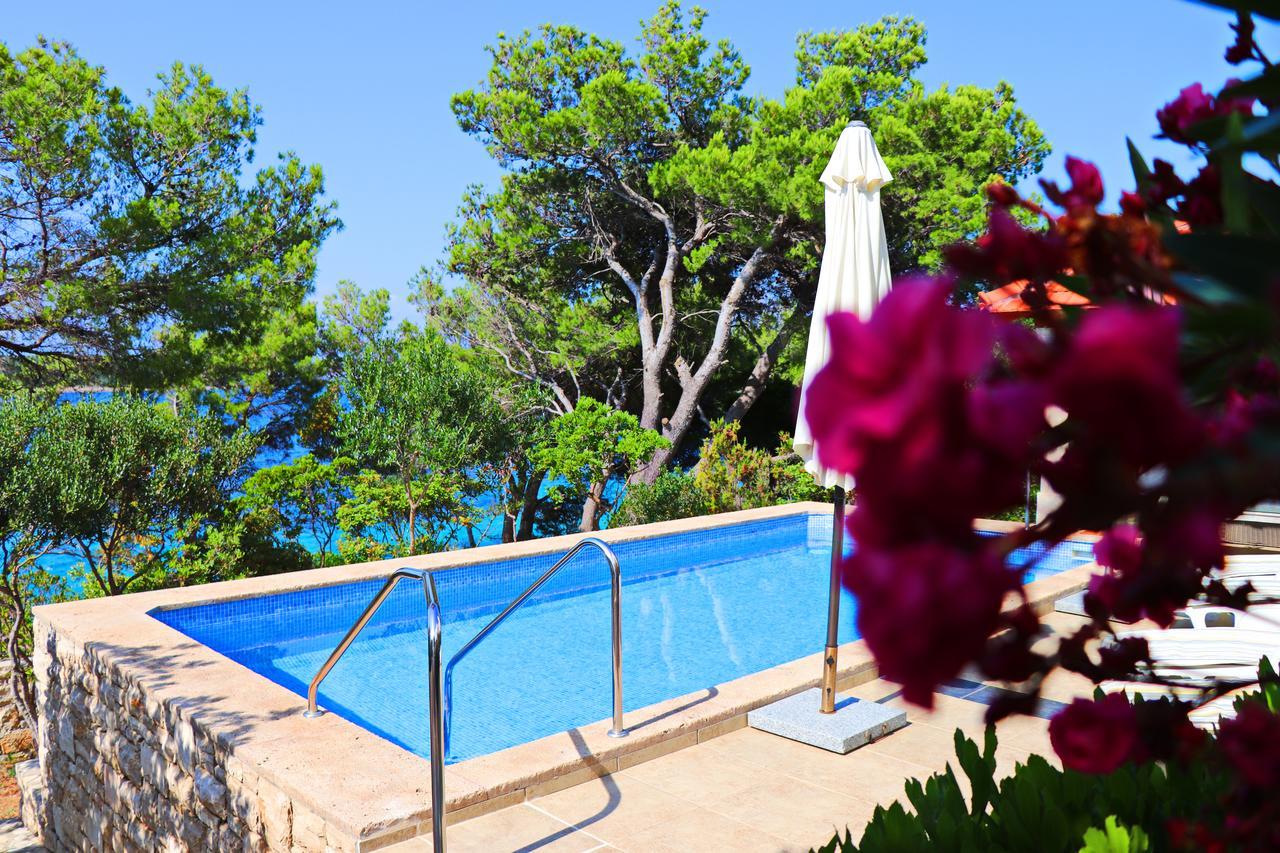 Villa Nova Vela Luka Exterior photo